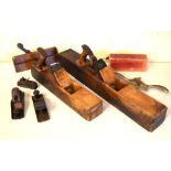 Collection of wood working planes Condition: Scratches, discolouration and losses commensurate