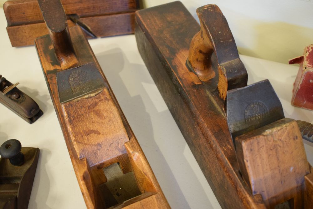 Collection of wood working planes Condition: Scratches, discolouration and losses commensurate - Image 4 of 5