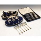 Quantity of silver items to include; George VI cased silver condiment set, Birmingham 1946,