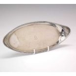 George III silver snuffer stand of oval form with beaded edge