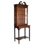 Edwards & Roberts - Edwardian mahogany Chippendale Revival display cabinet on stand