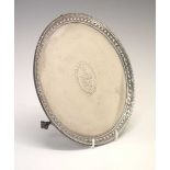 George III silver salver/waiter of circular form