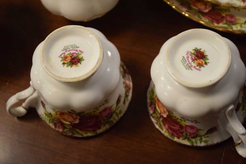 Quantity of Royal Albert 'Old Country Roses' - Image 2 of 3