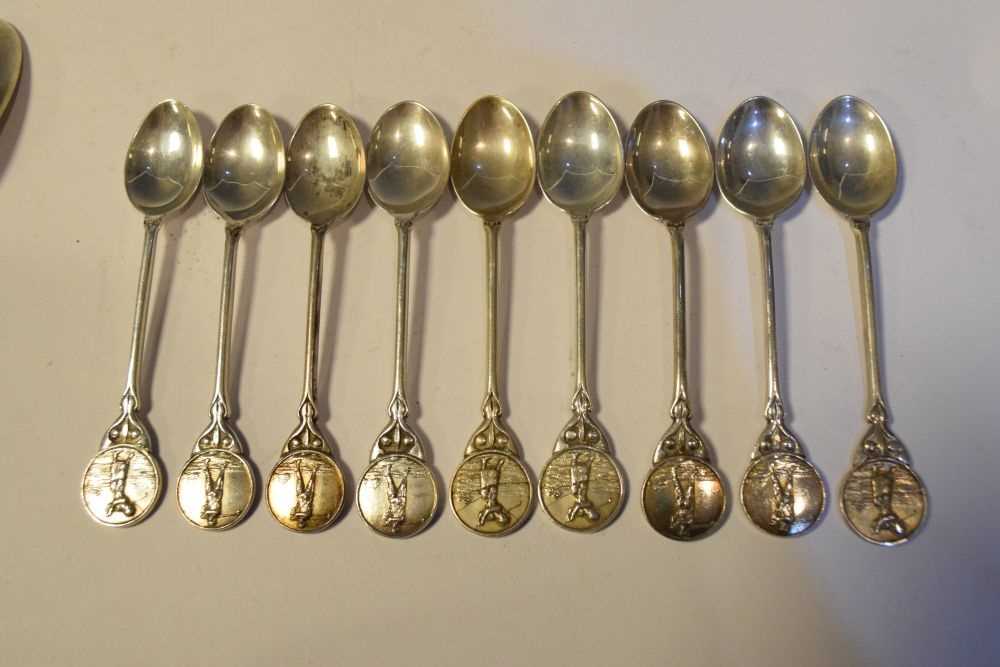 Quantity of silver and white metal flatware - Image 4 of 5