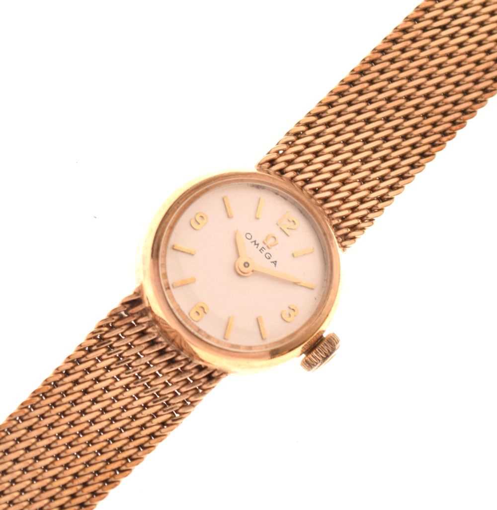 Omega - Lady's 9ct gold wristwatch