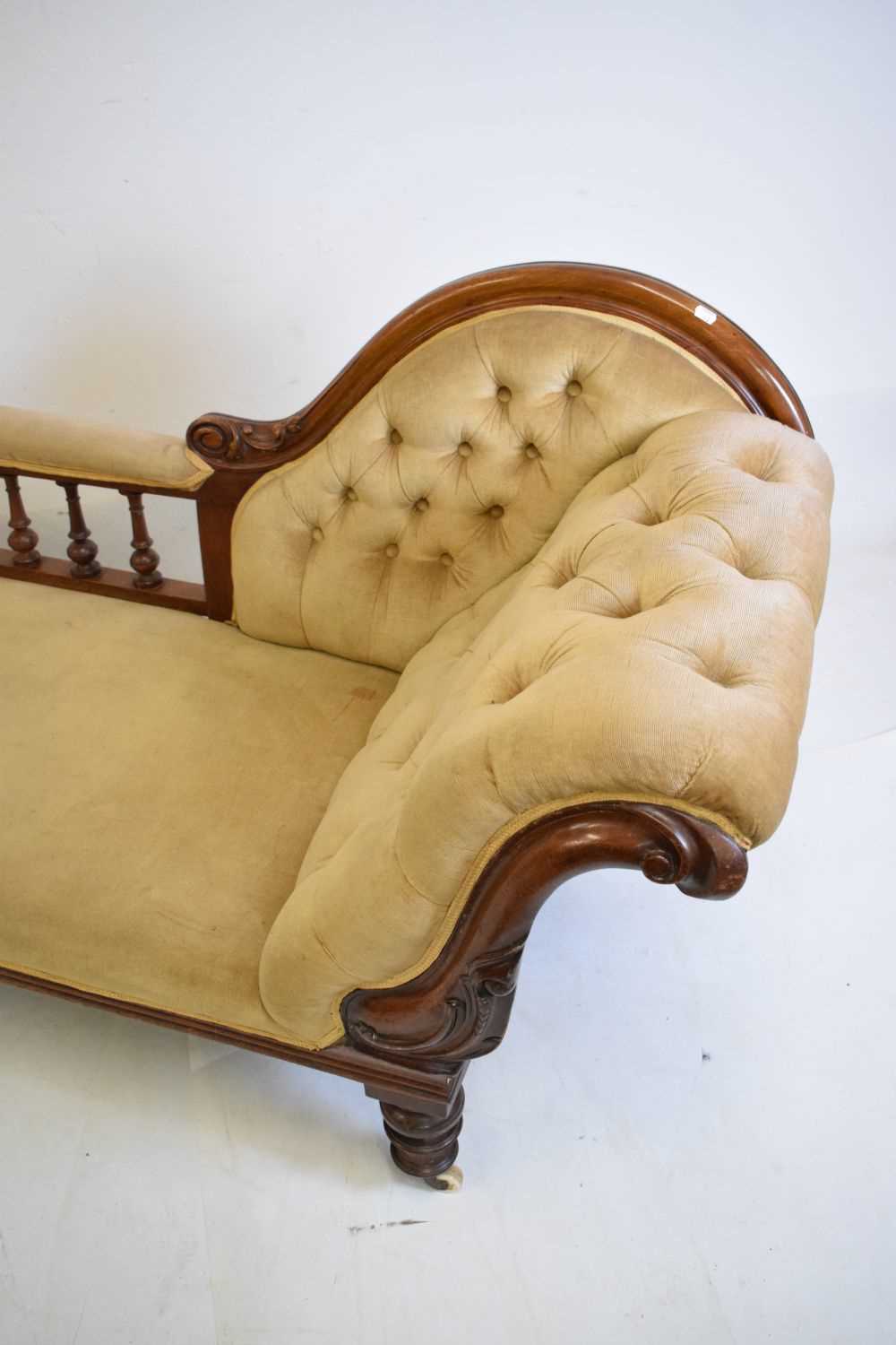 Victorian chaise longue - Image 2 of 4