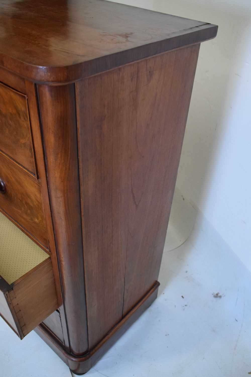 Victorian mahogany chest of drawers - Image 4 of 5