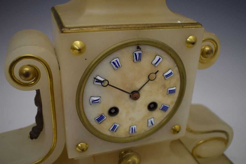 Alabaster mantel clock - Image 2 of 6