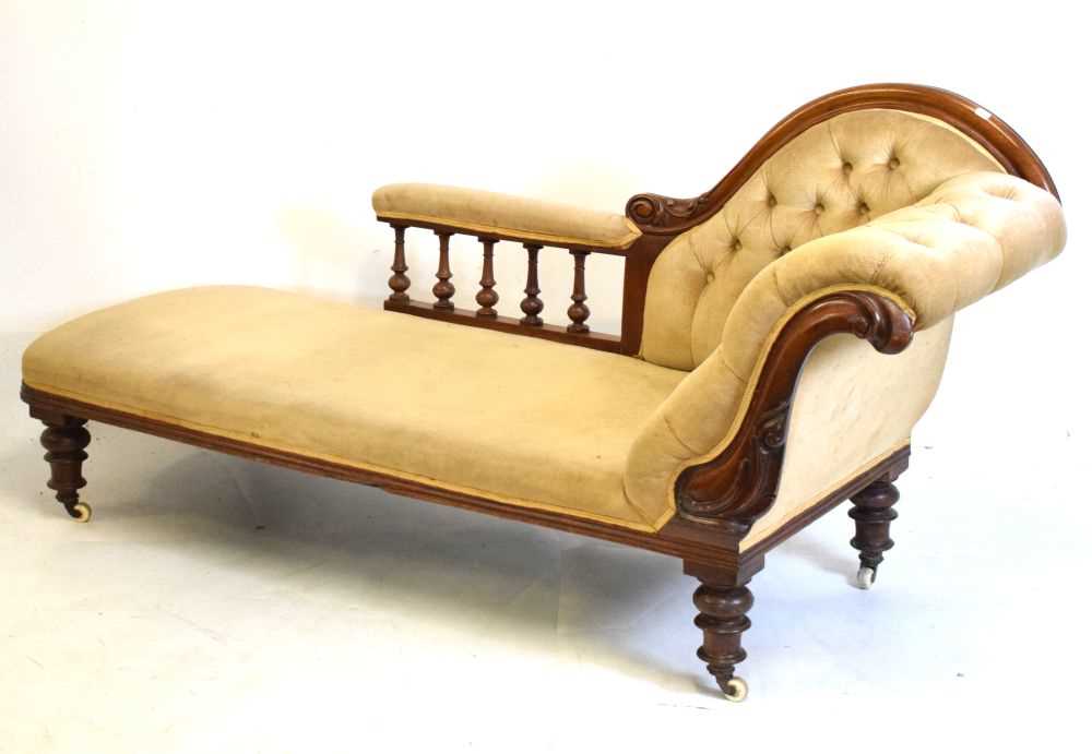 Victorian chaise longue