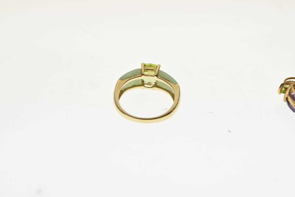 Two 9ct gold gem set dress rings - Image 3 of 3