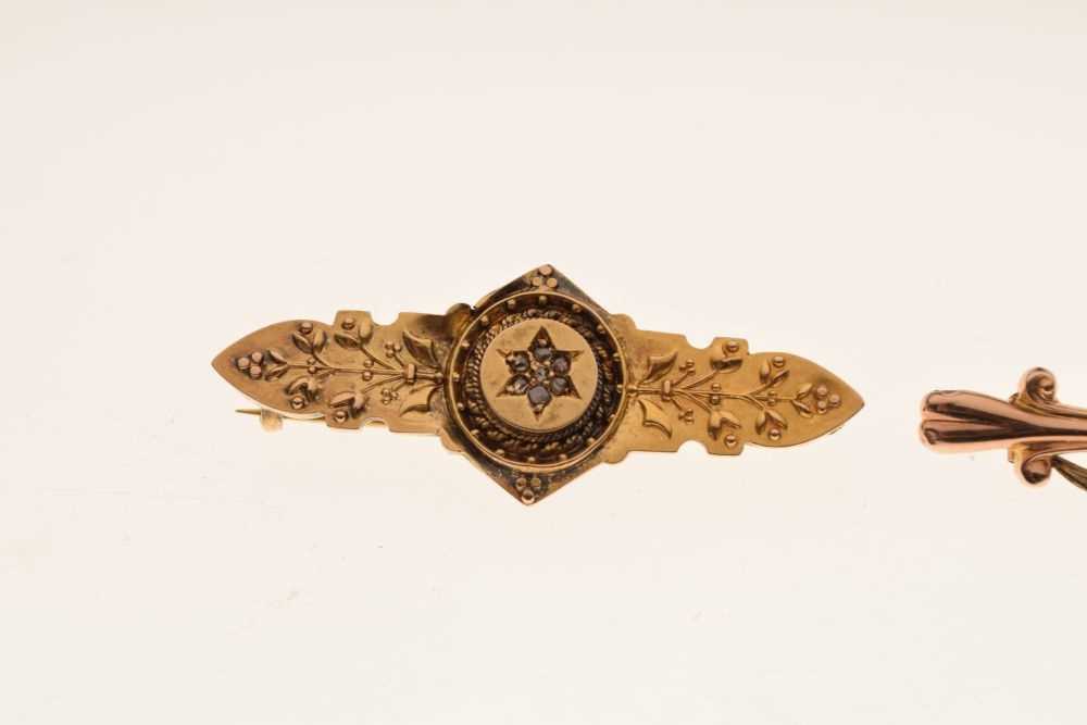 Late Victorian 15ct gold diamond set brooch - Image 3 of 6