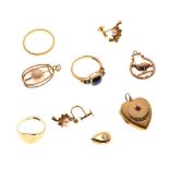Assorted gold and yellow metal jewellery