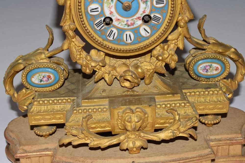 Mid 19th Century French porcelain-mounted mantel clock - Image 4 of 8