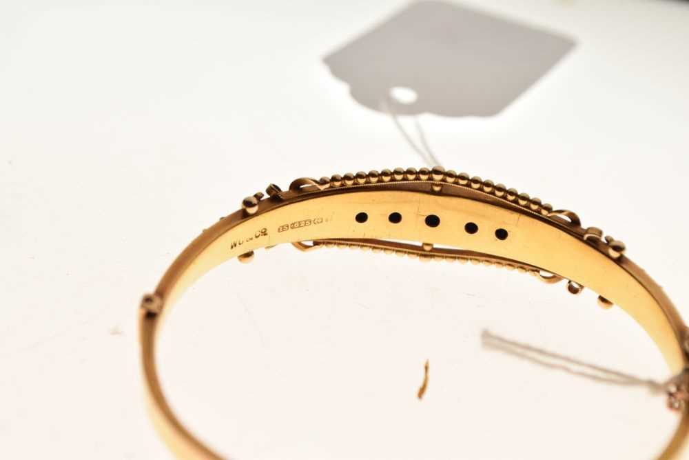 Edwardian 15ct gold snap bangle - Image 4 of 7