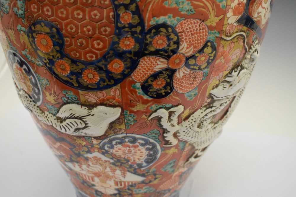 Large Imari vase - Image 6 of 6