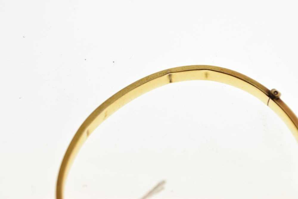 Edwardian 15ct gold snap bangle - Image 3 of 7