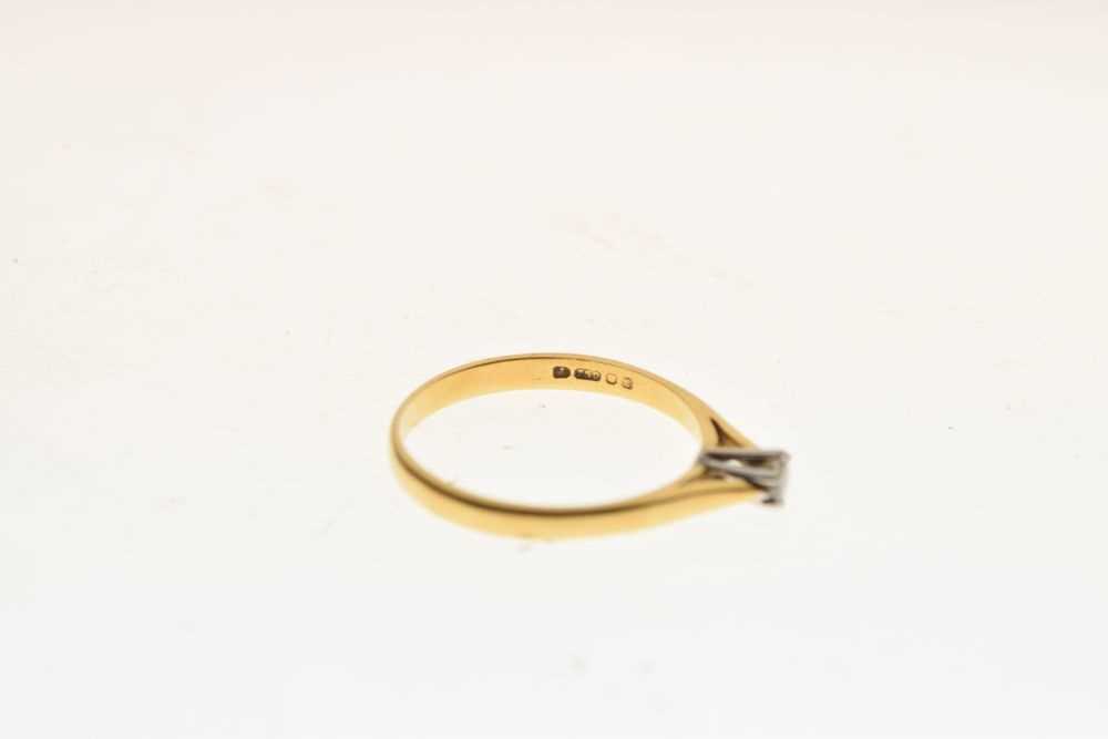 18ct gold diamond single stone ring - Image 6 of 6