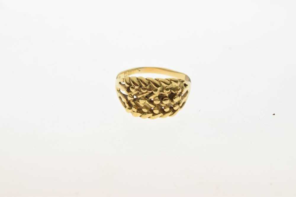 18ct gold wheatsheaf ring - Image 2 of 6