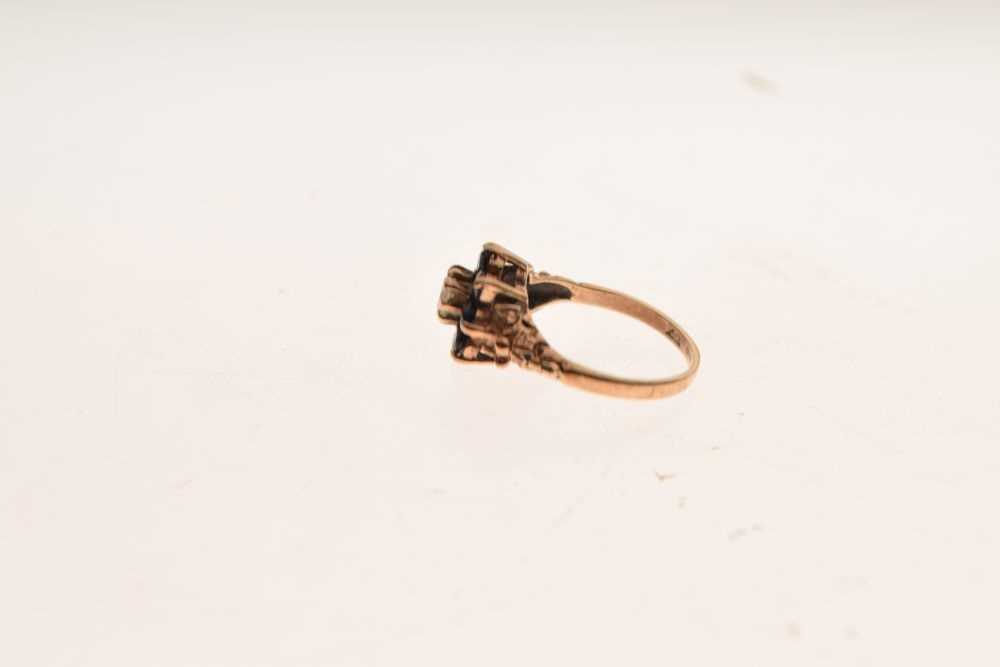 9ct gold cluster ring - Image 3 of 6