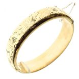 9ct gold snap bangle,