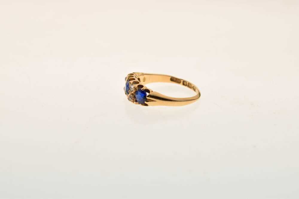 Blue garnet topped doublet and diamond 18ct gold ring - Image 4 of 7