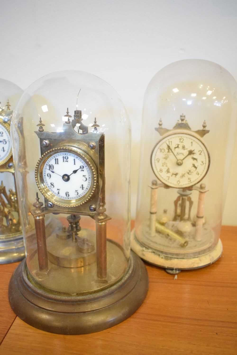 Five assorted torsion or anniversary clocks - Image 2 of 5