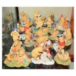 Collection of Border Fine Arts 'Classic Pooh' figures (19)