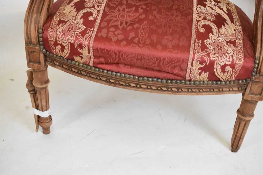 Pair of French style fauteuil chairs - Image 3 of 6