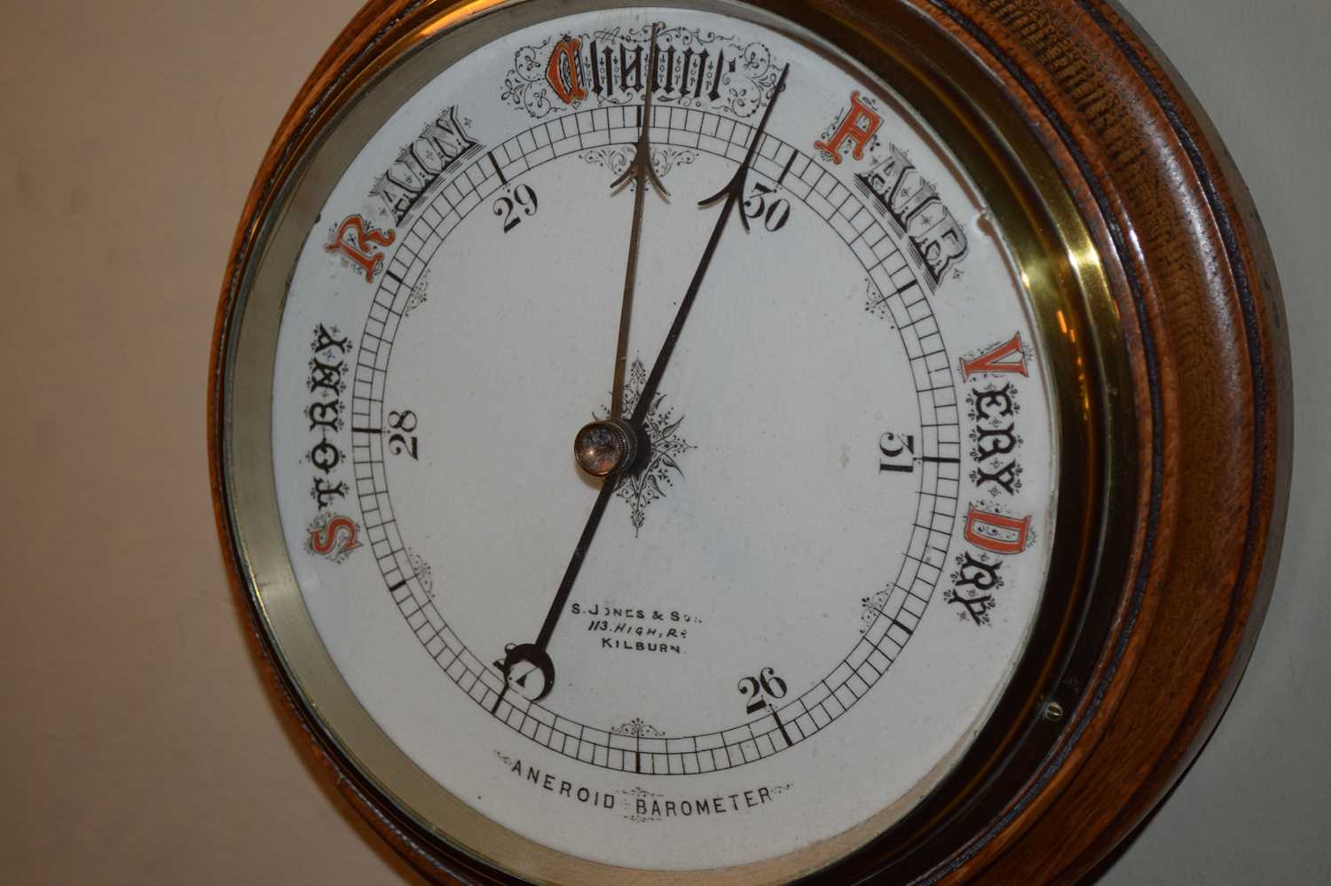 Oak cased aneroid barometer 'S. Jones & Co', Kilburn - Image 4 of 10