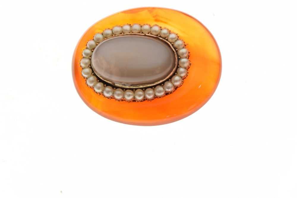 Victorian oval agate brooch - Image 2 of 3