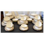 Quantity of Noritake 'Windermere' pattern dinner wares