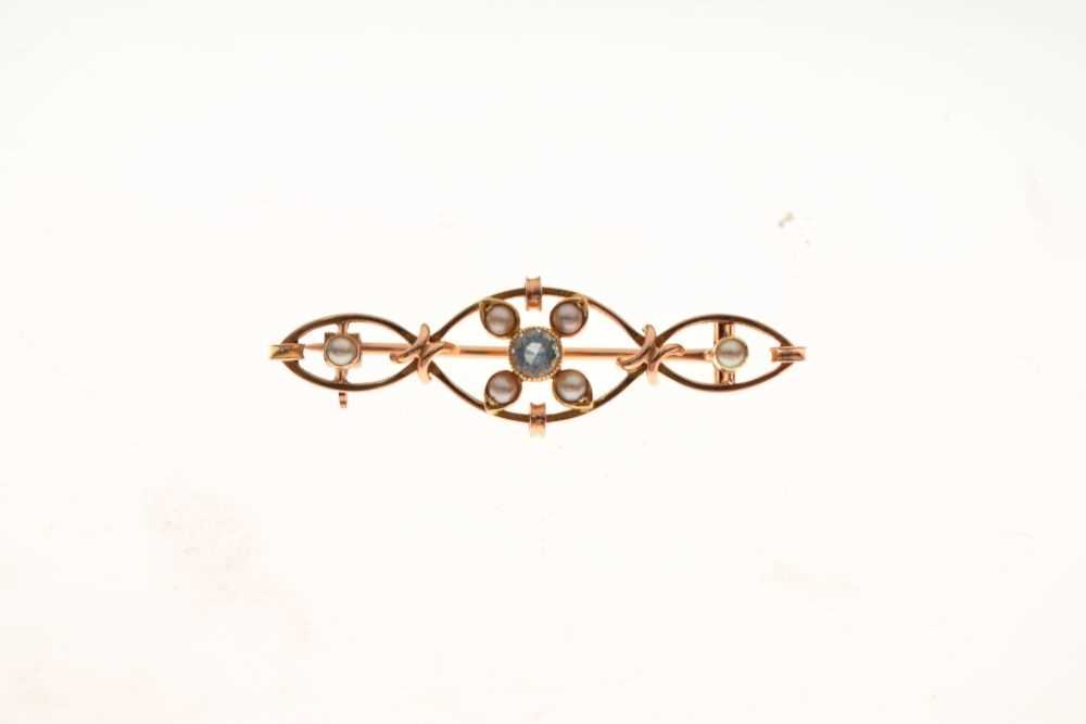 Pearl and gem set brooch, cased - Image 2 of 4