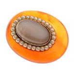 Victorian oval agate brooch