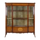 Early 20th Century inlaid mahogany vitrine or display cabinet