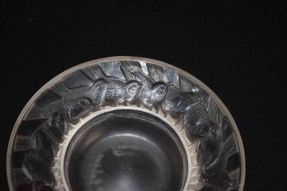Lalique glass 'Irene' pattern pin dish - Image 5 of 19