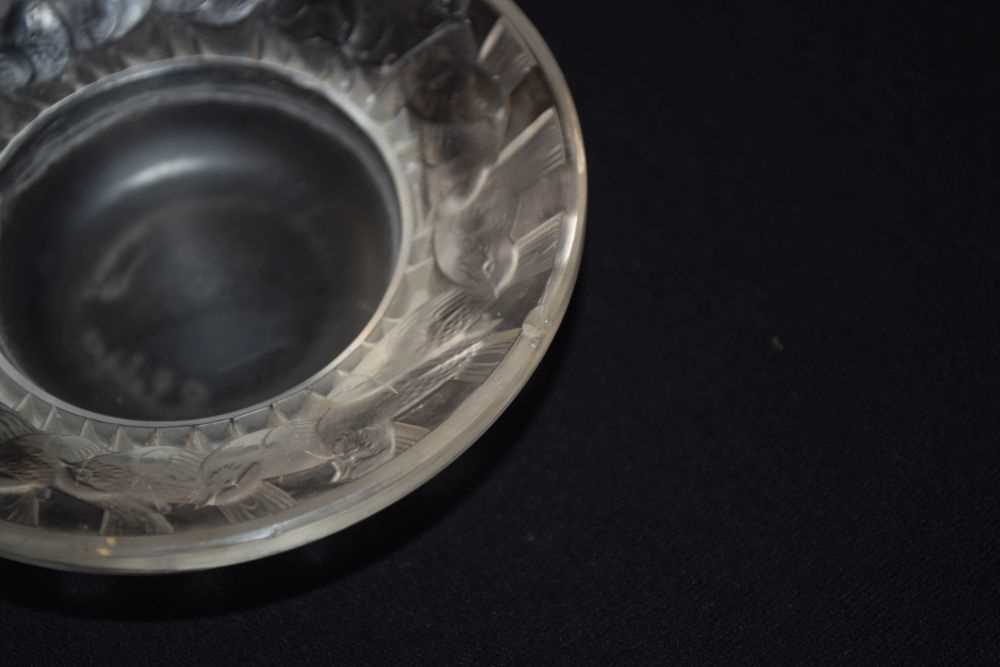 Lalique glass 'Irene' pattern pin dish - Image 9 of 19