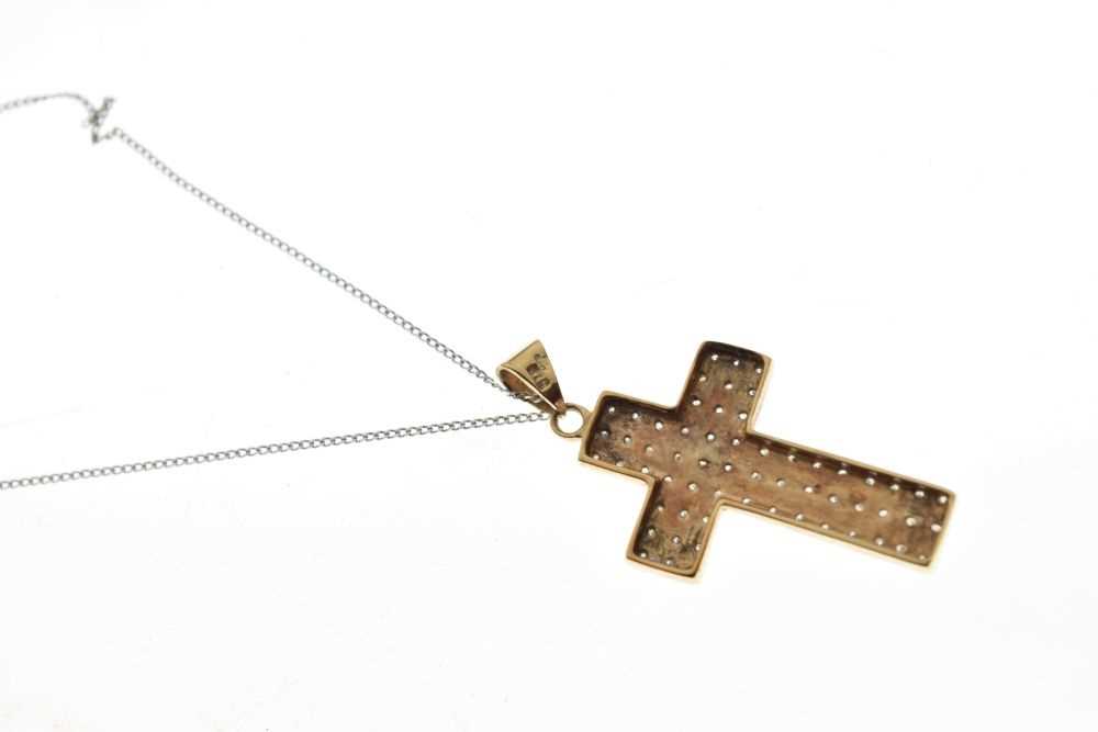 9ct gold diamond set cross - Image 5 of 6