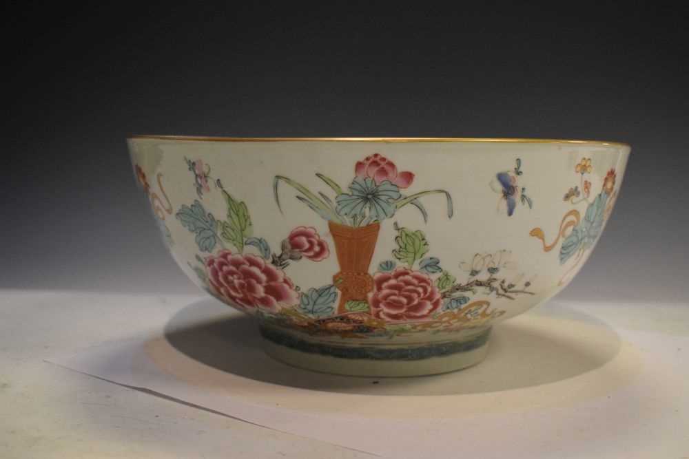 Chinese Export bowl (restoration) - Image 3 of 6