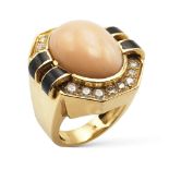 18kt yellow gold, pink coral, black enamel and diamond ring 1970/80s weight 22,3 gr.