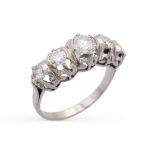 Platinum riviere ring with five diamonds 1940/50s weight 6,4 gr.