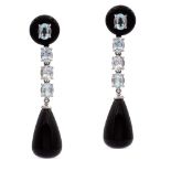 18kt white gold and black onyx pendant earrings weight 15 gr.