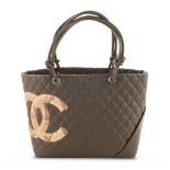 Chanel collezione Cambon Large Python CC, shoulder bag 2000s 30x25x15 cm.