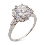 Solitaire brilliant cut diamond ring 3,32 ct weight 2,5 gr.