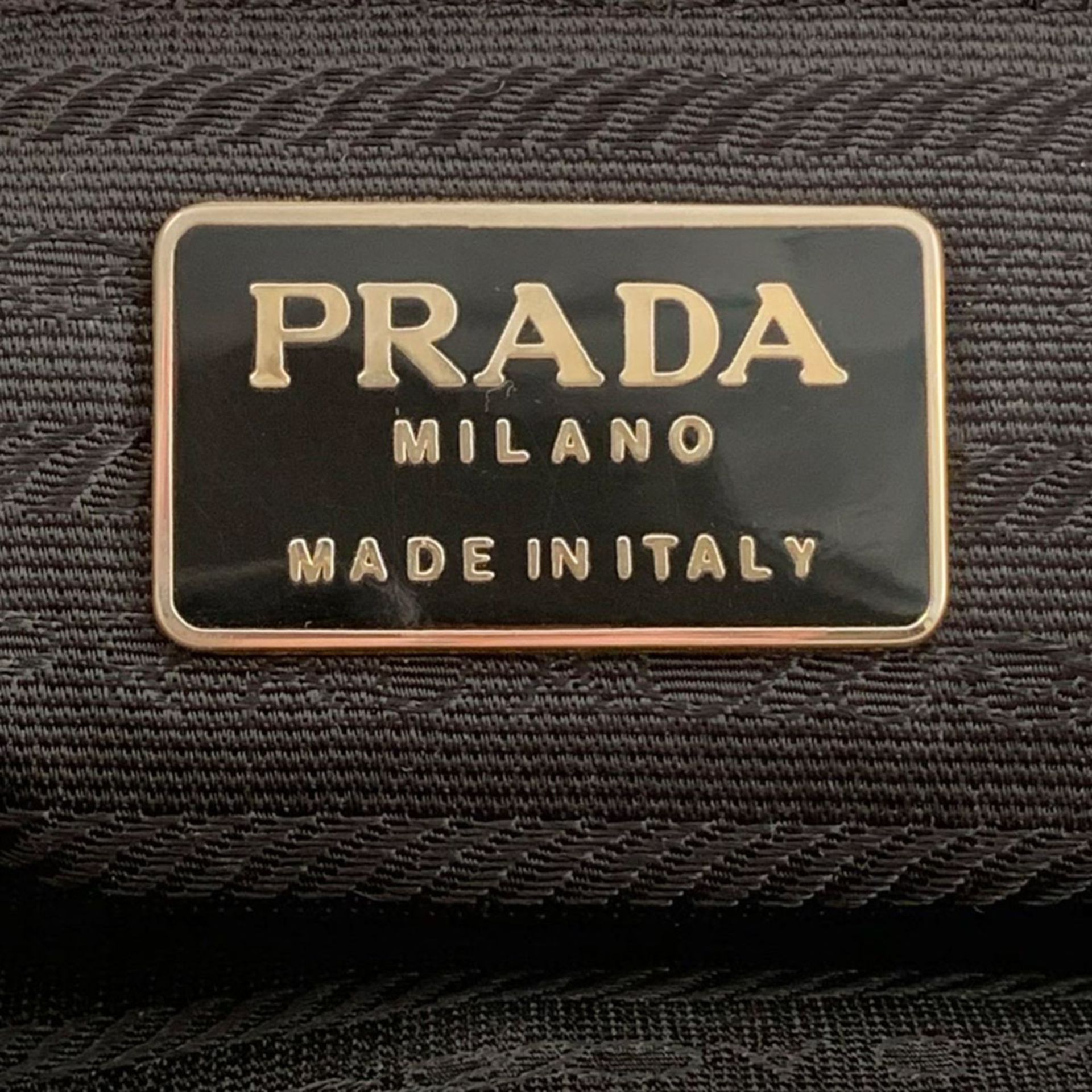 Prada, vintage shoulder bucket bag numbered B3407 27x27x15 cm. - Image 5 of 5