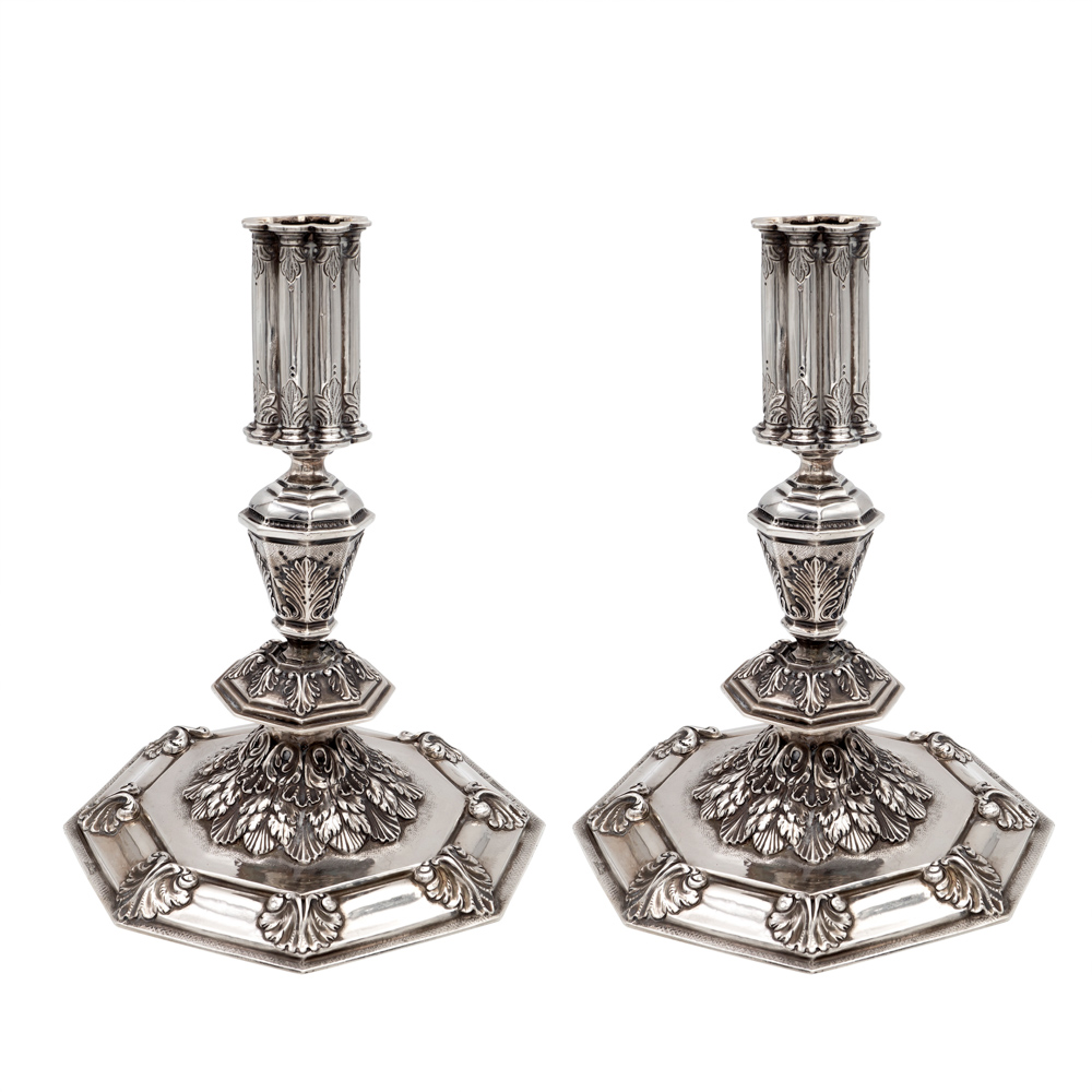 Federico Buccellati, pair of silver candlesticks Italy, 1980s weight 840 gr.