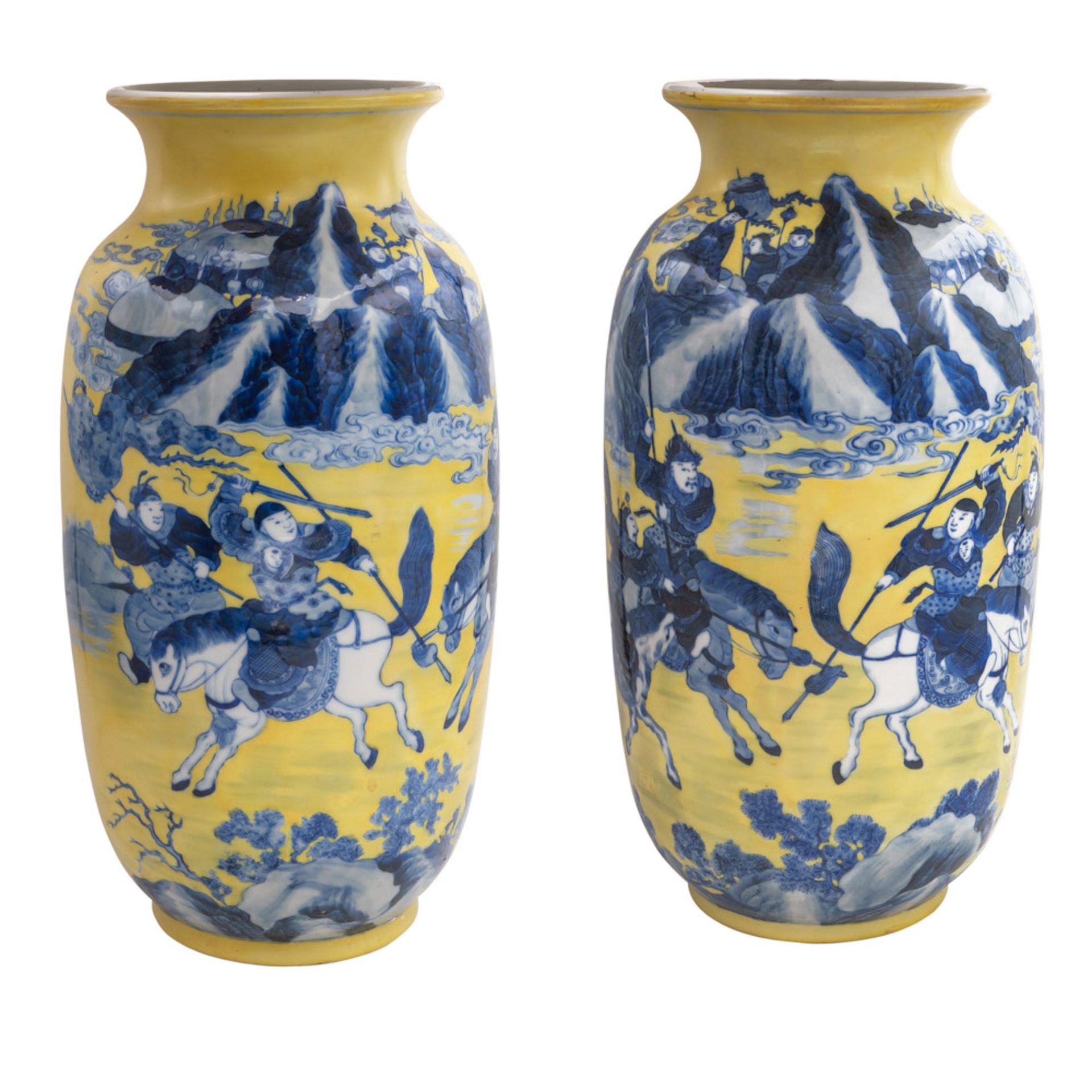 Pair porcelain vases China, 20th century 40,5x20 cm.