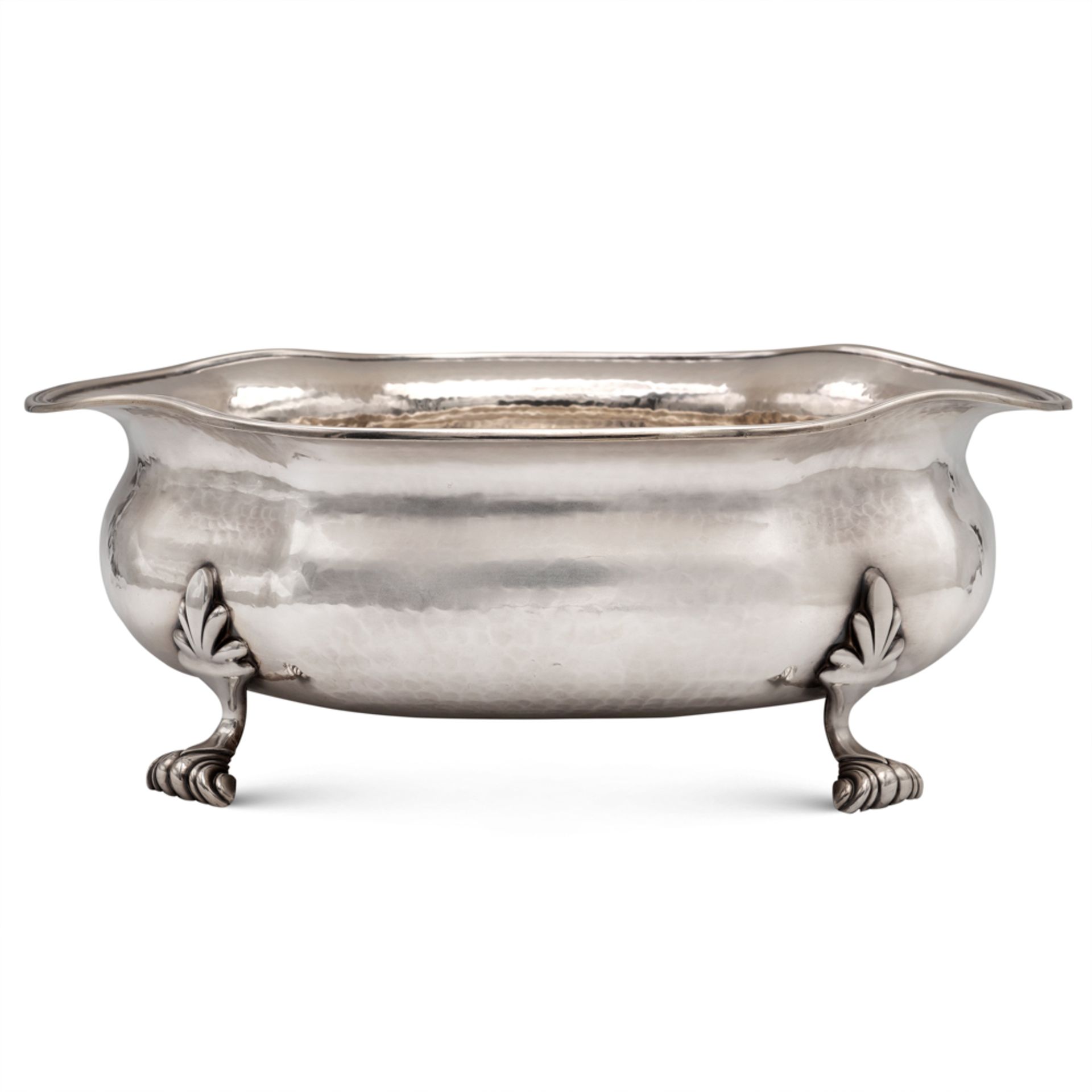 Silver centerpiece Italy, 20th century weight 951 gr.