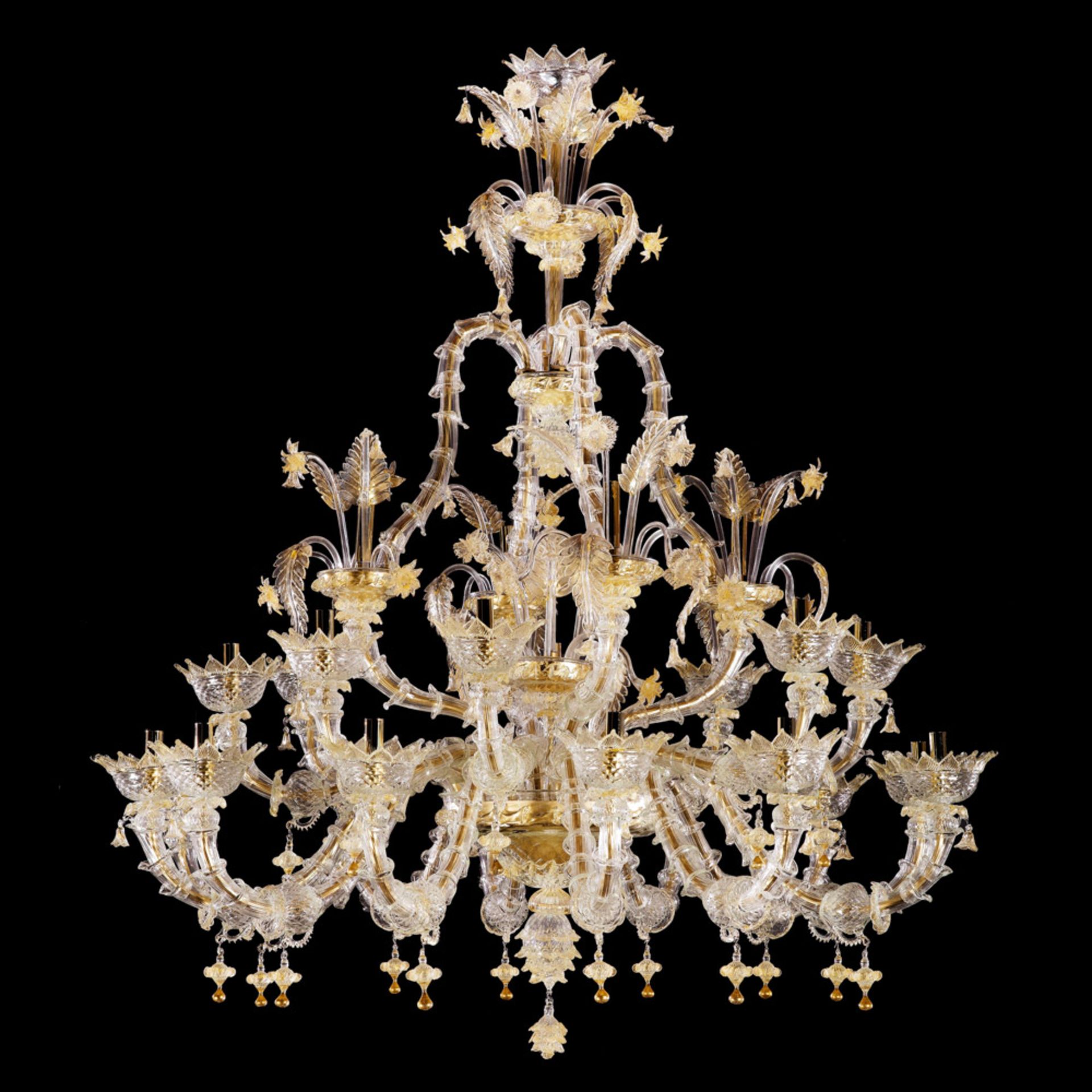 Rezzonico 28-lights chandelier Murano, 20th century 175x140 cm.