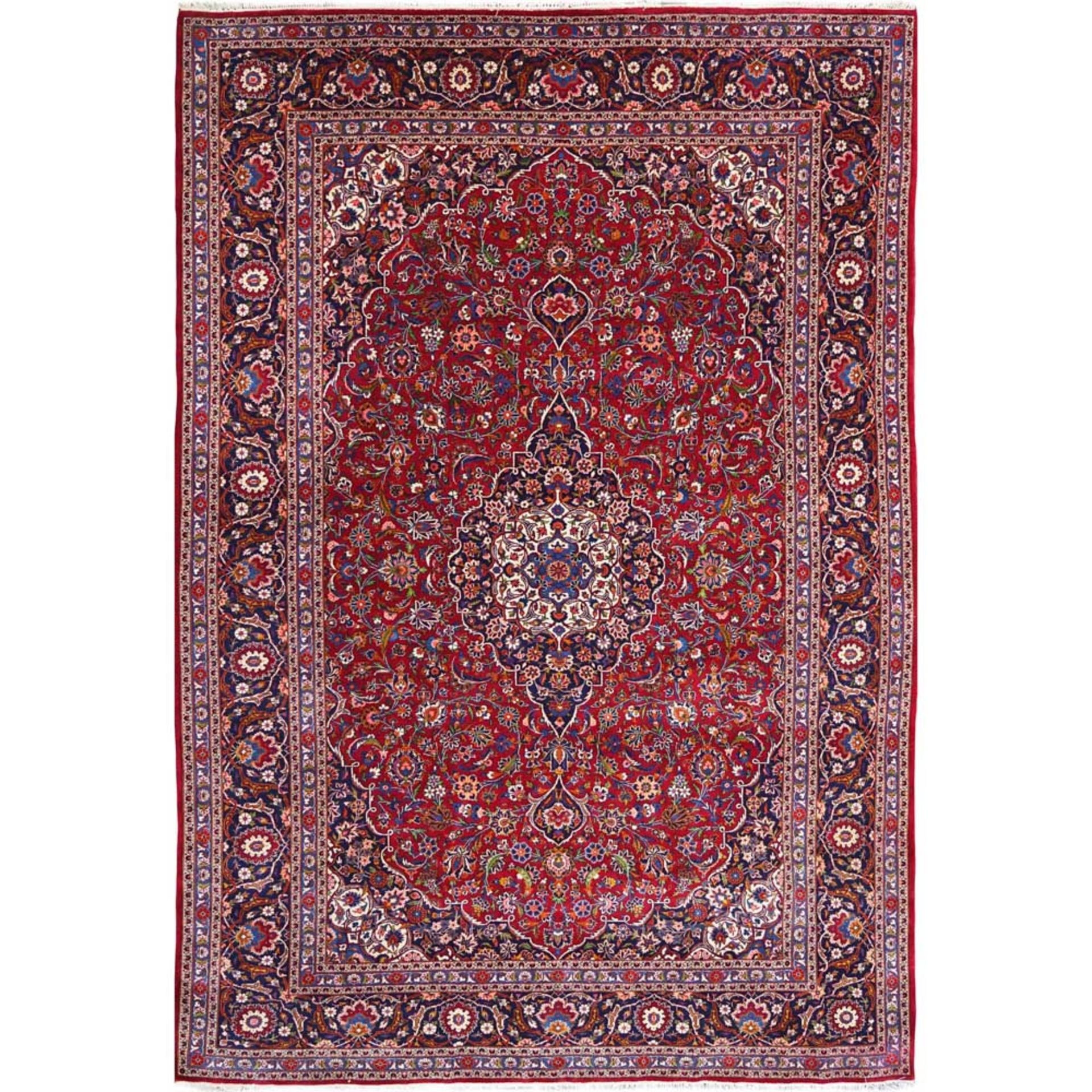 Kahan carpet 20th century 375x265 cm.