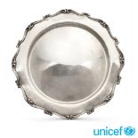 Circular silver tray Italy, 20th century weight 1086 gr.